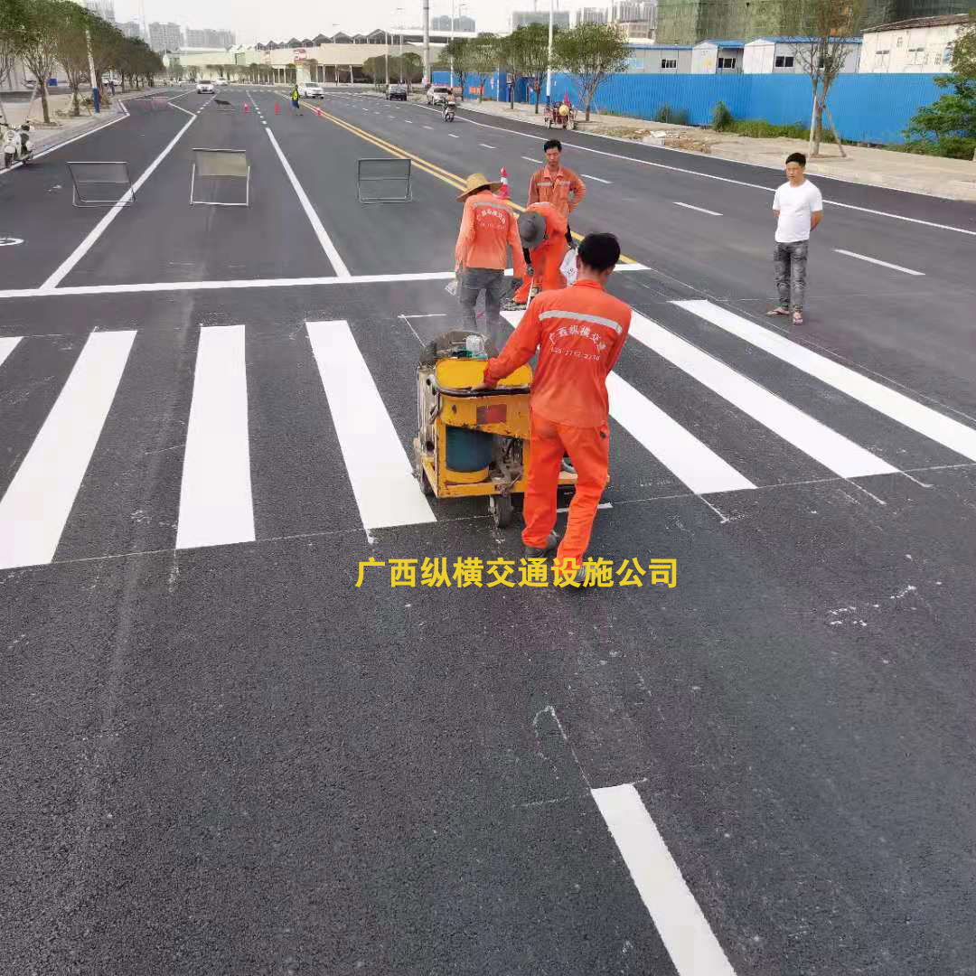 崇左、南寧、欽州、北海交通標線施工